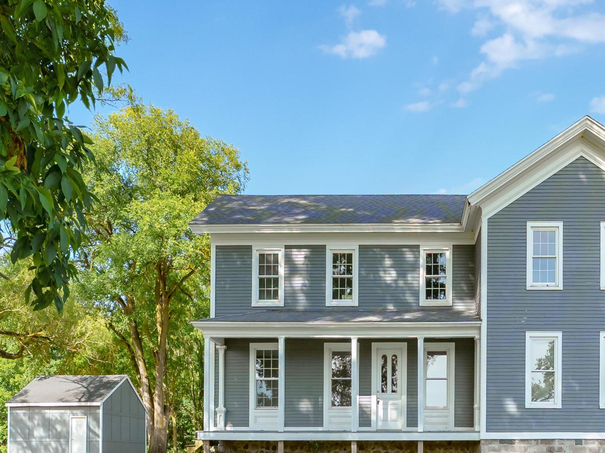 MLS #26049914 image #0