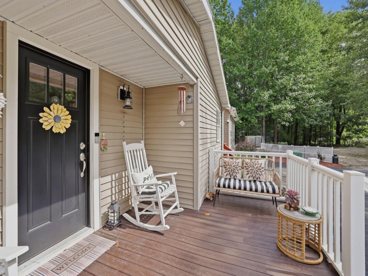 MLS #26049919 image #0
