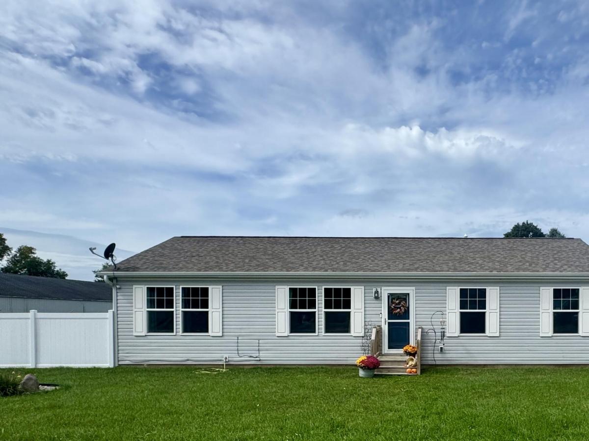 MLS #26050162 image #0