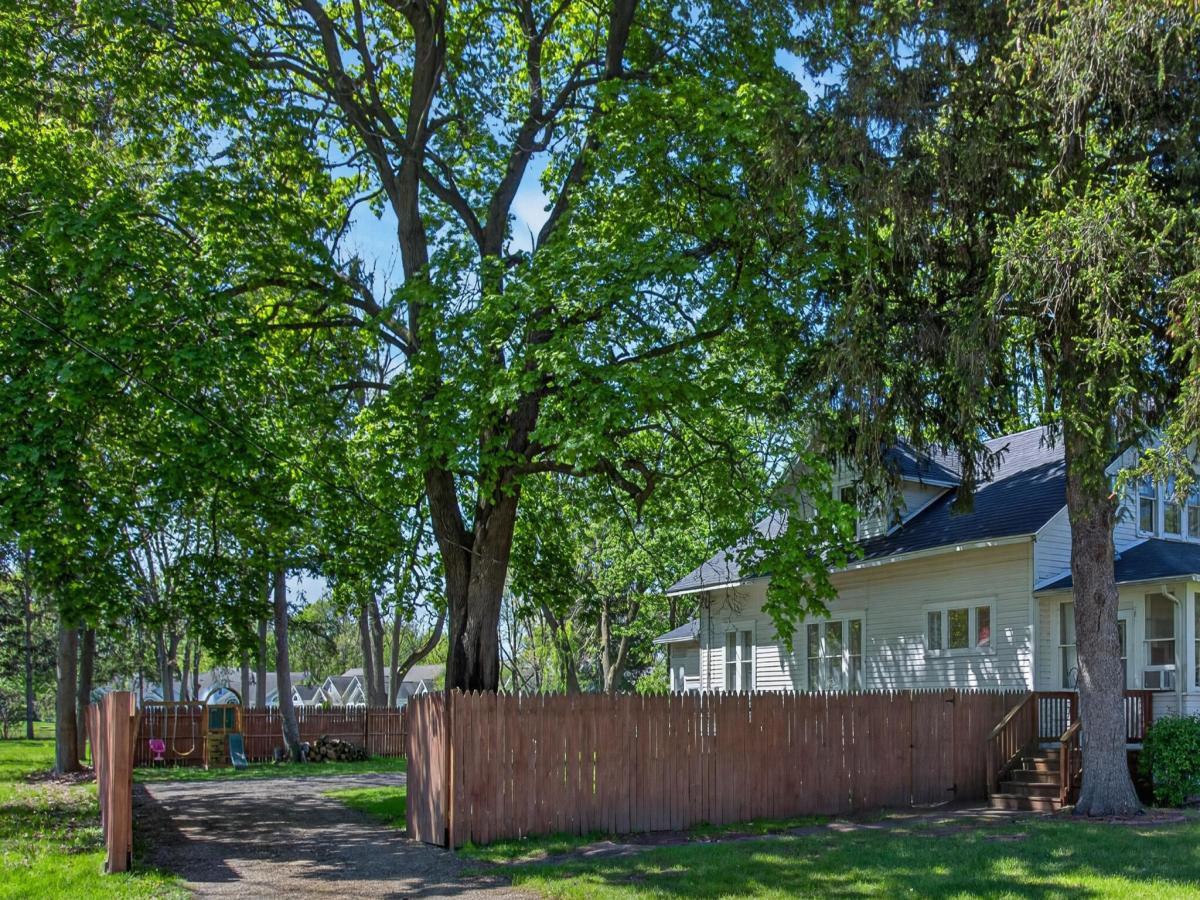 MLS #26027707 image #0