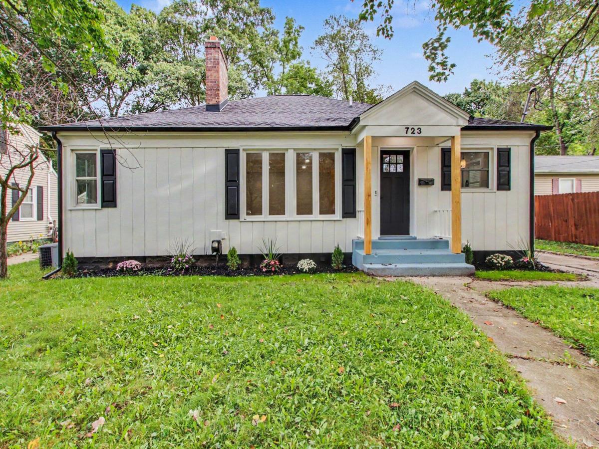 MLS #26050749 image #0