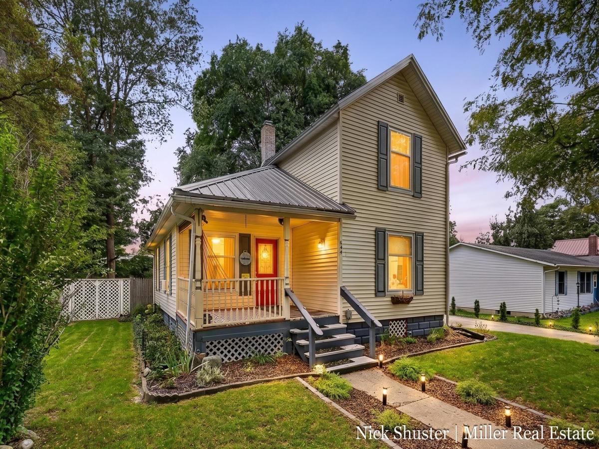 MLS #26050863 image #0