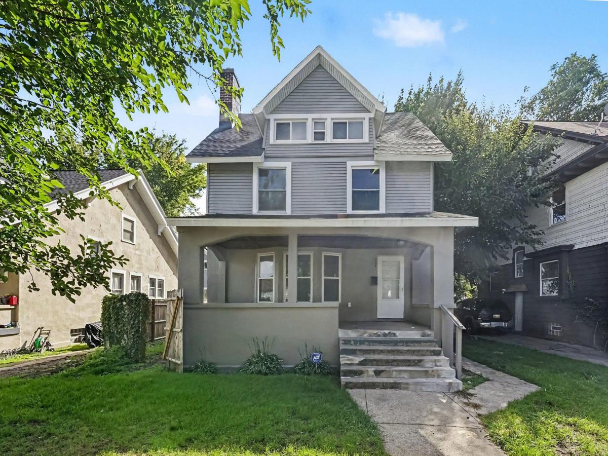 MLS #26050987 image #0