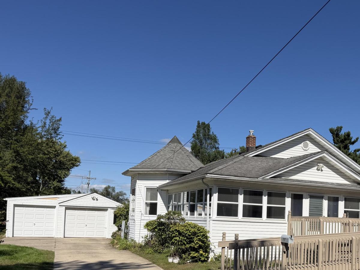 MLS #26051733 image #0