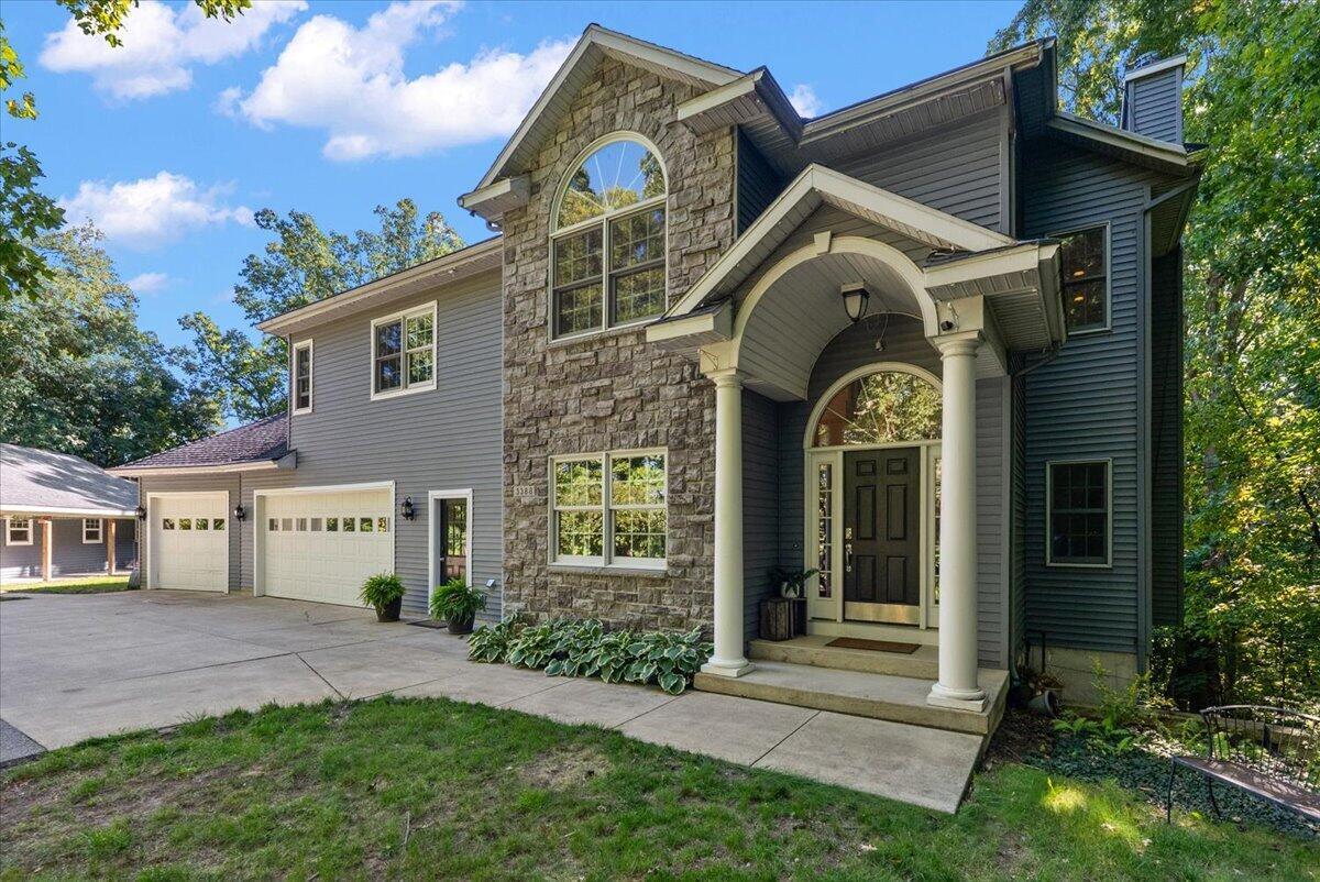 MLS #26051871 image #0