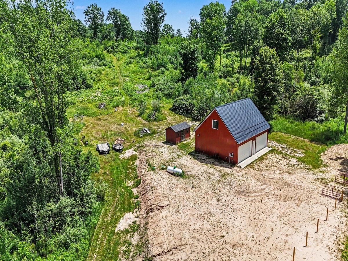 MLS #26051917 image #0