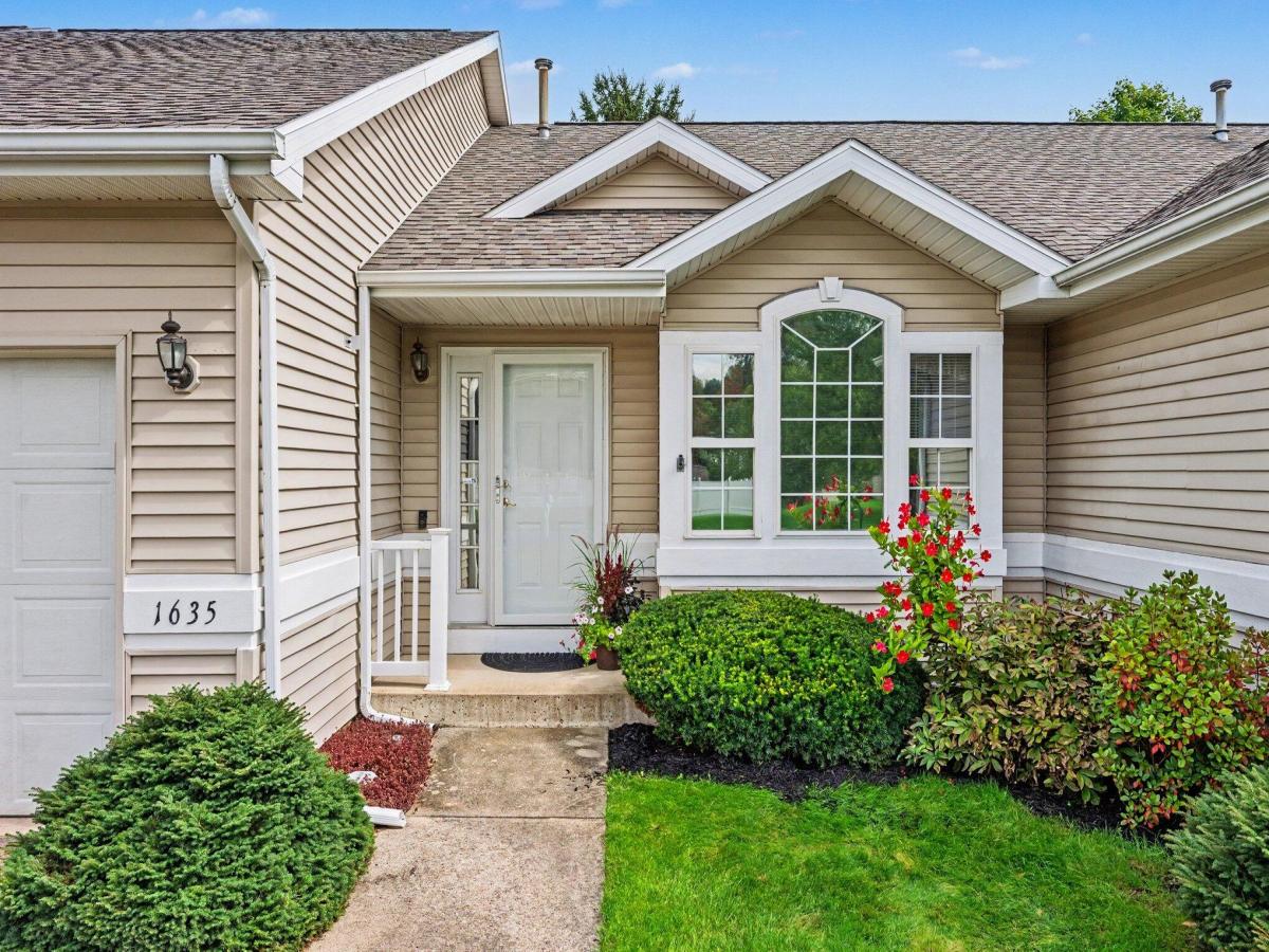 MLS #26051927 image #0