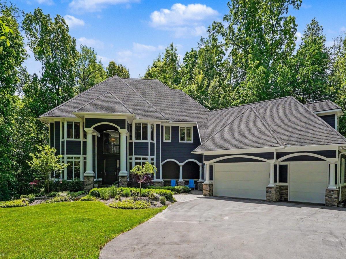 MLS #26051971 image #0
