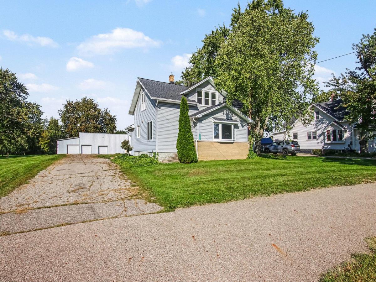 MLS #26051996 image #0