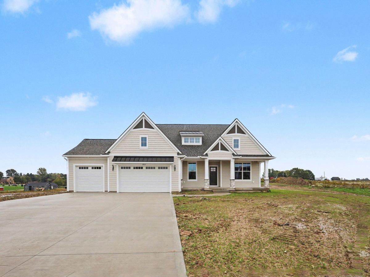 MLS #26052646 image #0