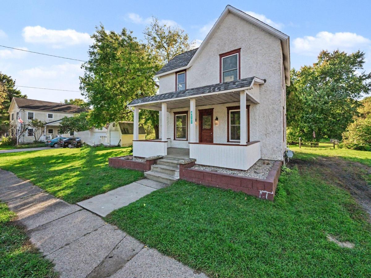 MLS #26052689 image #0