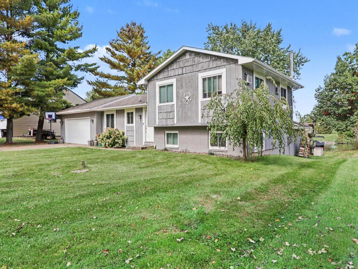MLS #26053532 image #0