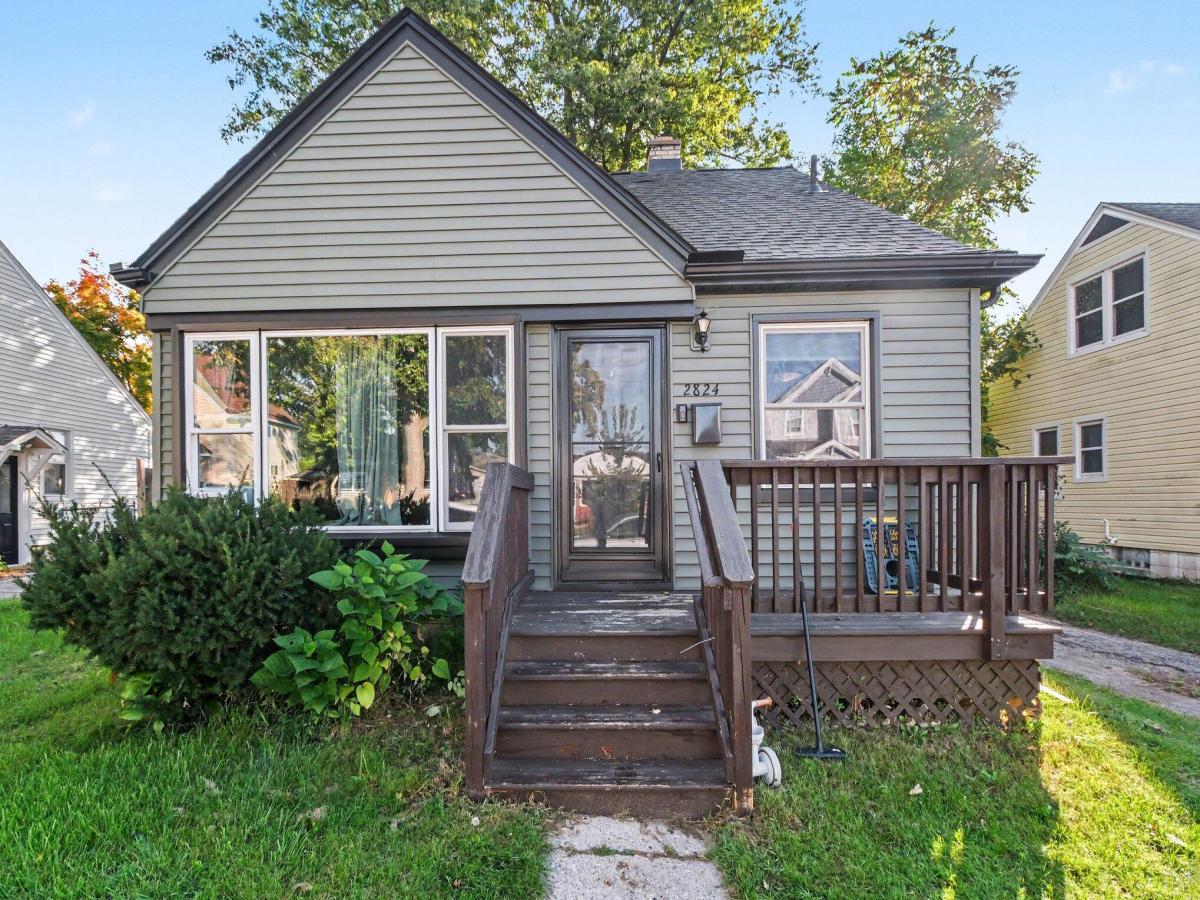 MLS #26053819 image #0