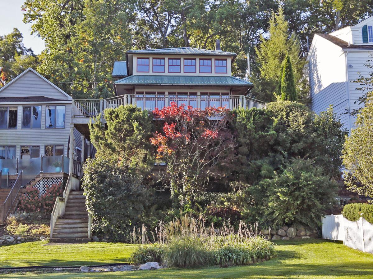 MLS #26054146 image #0