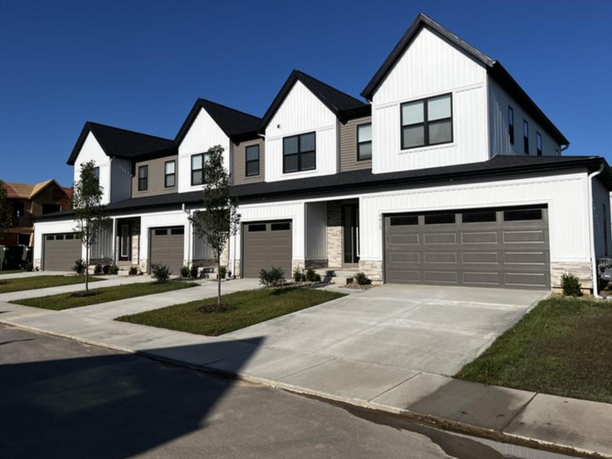 MLS #26054347 image #0