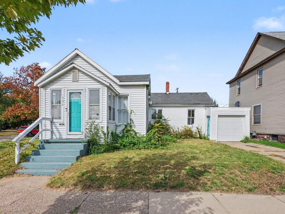 MLS #26054361 image #0
