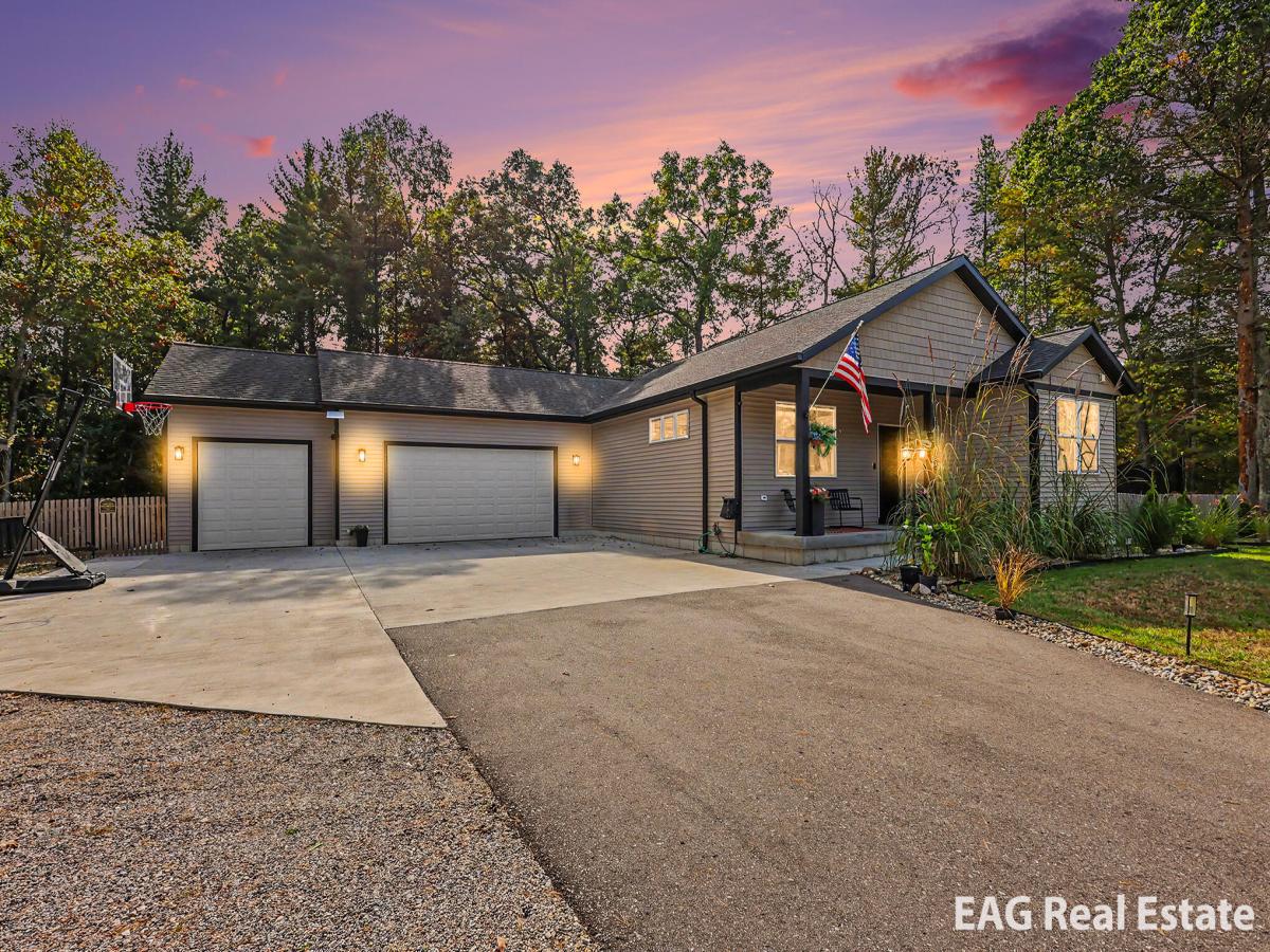 MLS #26054406 image #0