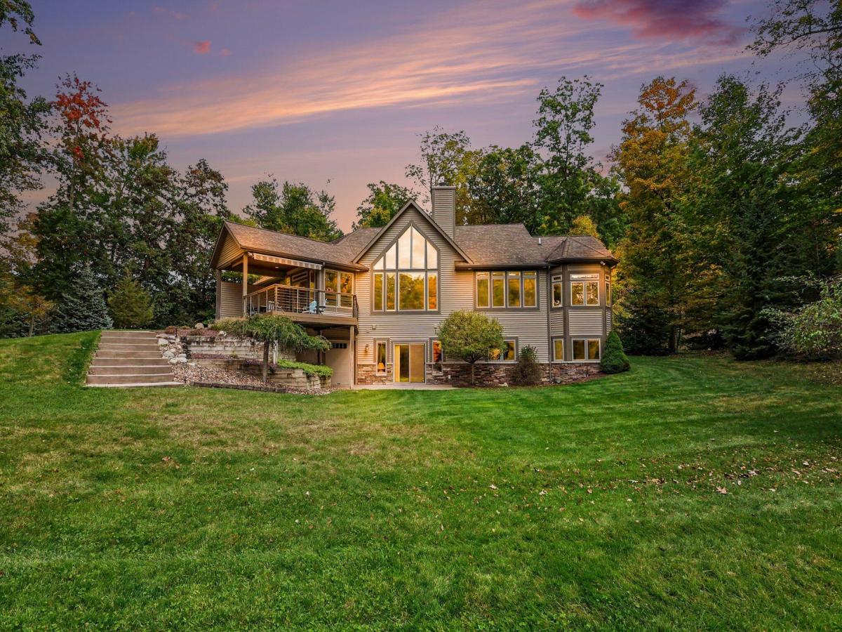 MLS #26054480 image #0
