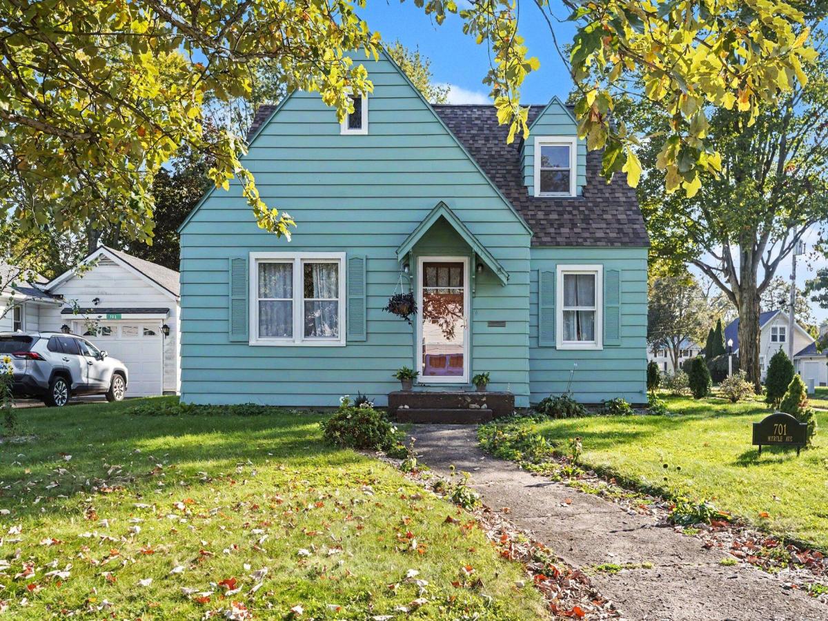 MLS #26054571 image #0