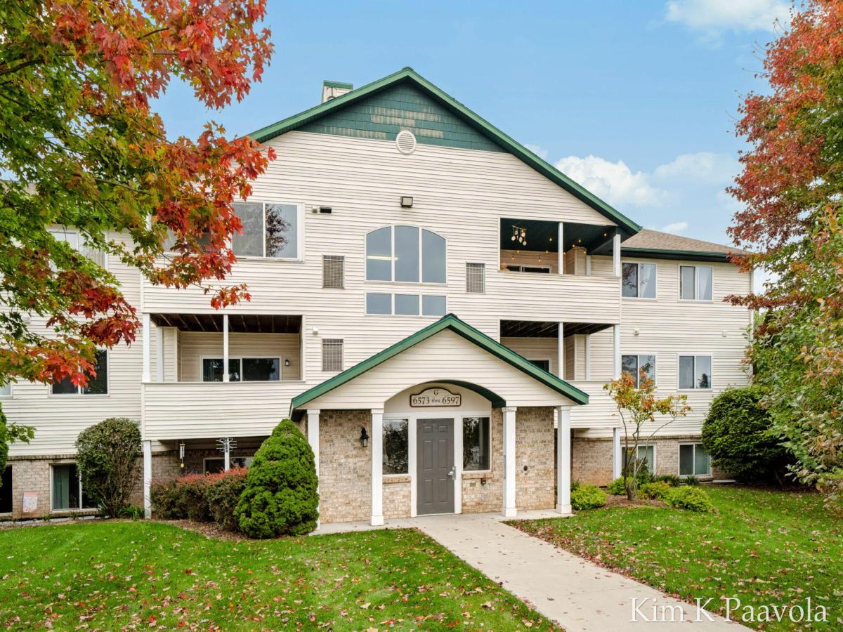 MLS #26055405 image #0