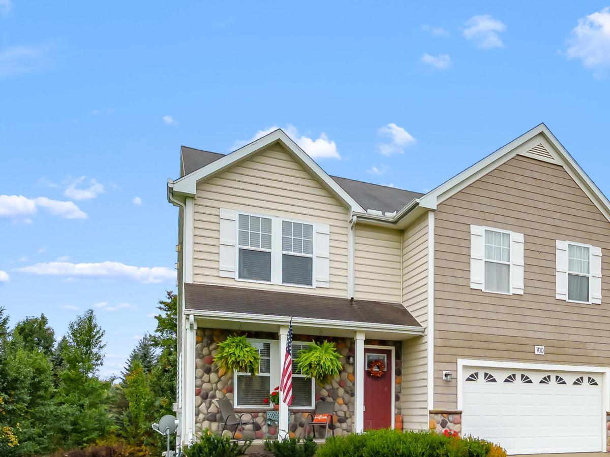 MLS #26055480 image #0