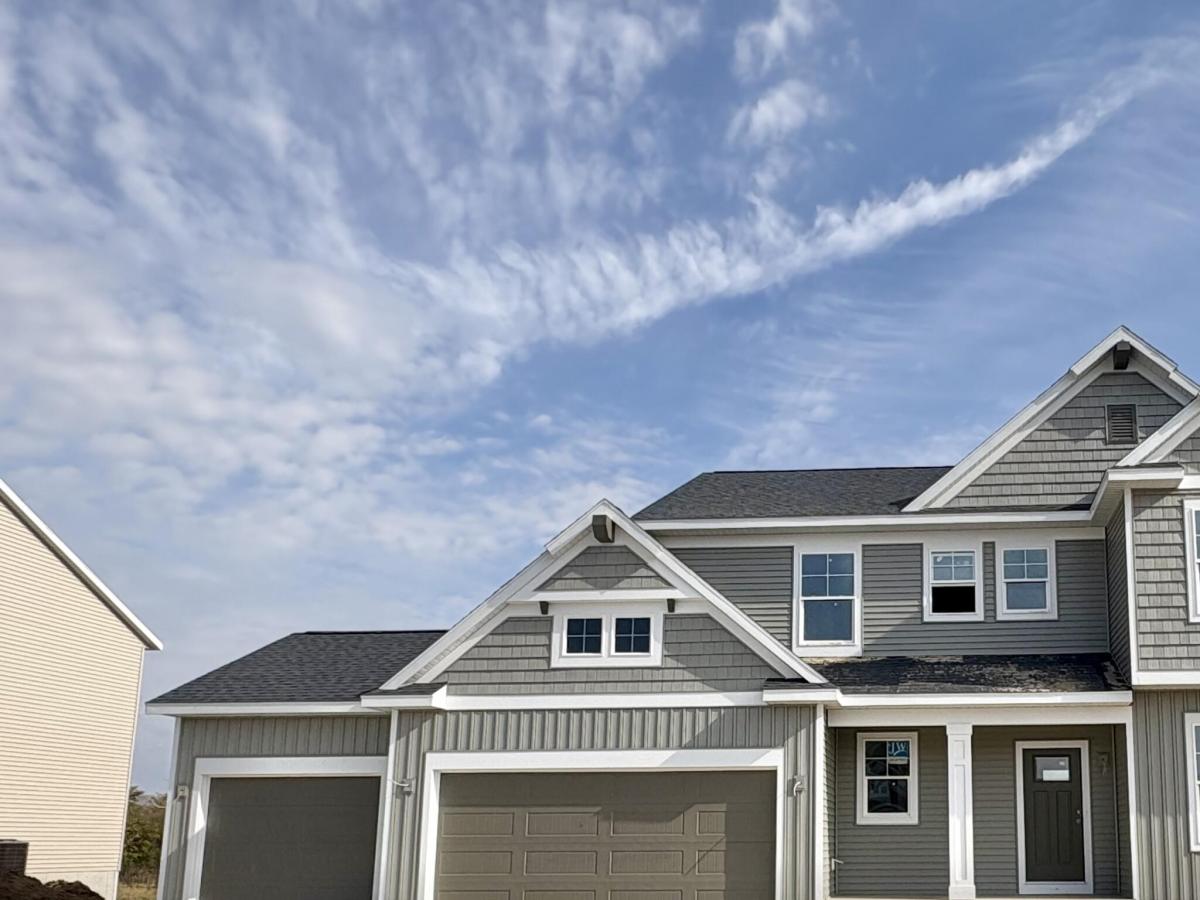 MLS #26055901 image #0
