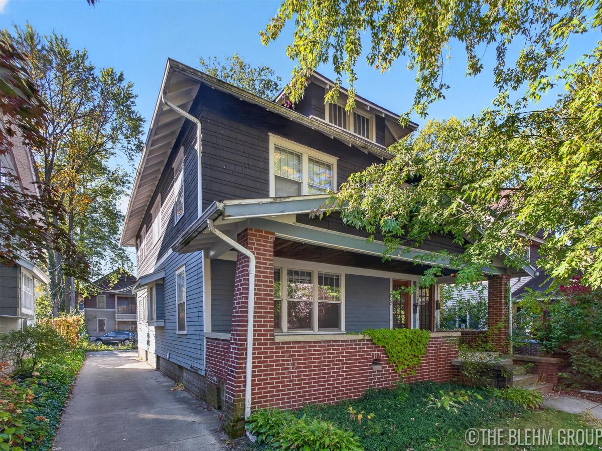 MLS #26056163 image #0