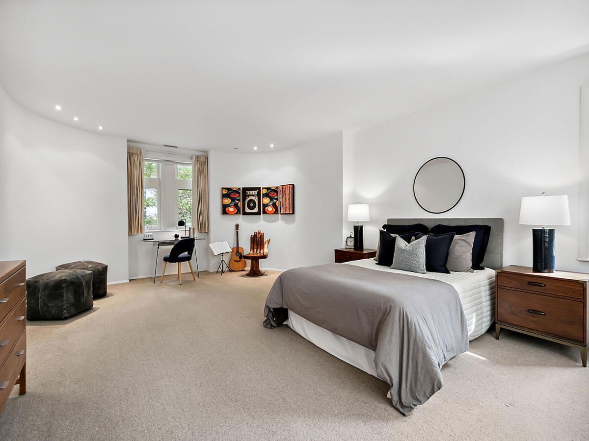 MLS #MRD11632619 image #2