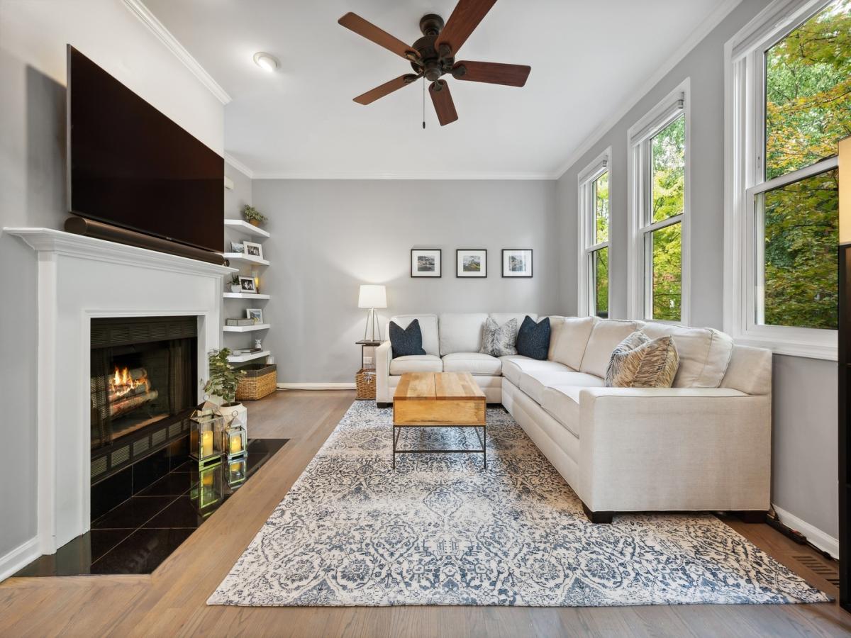 MLS #MRD11639062 image #2