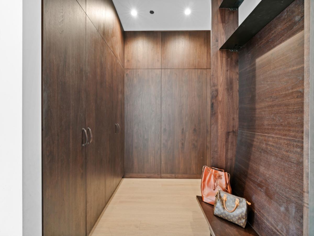 MLS #MRD11729357 image #2