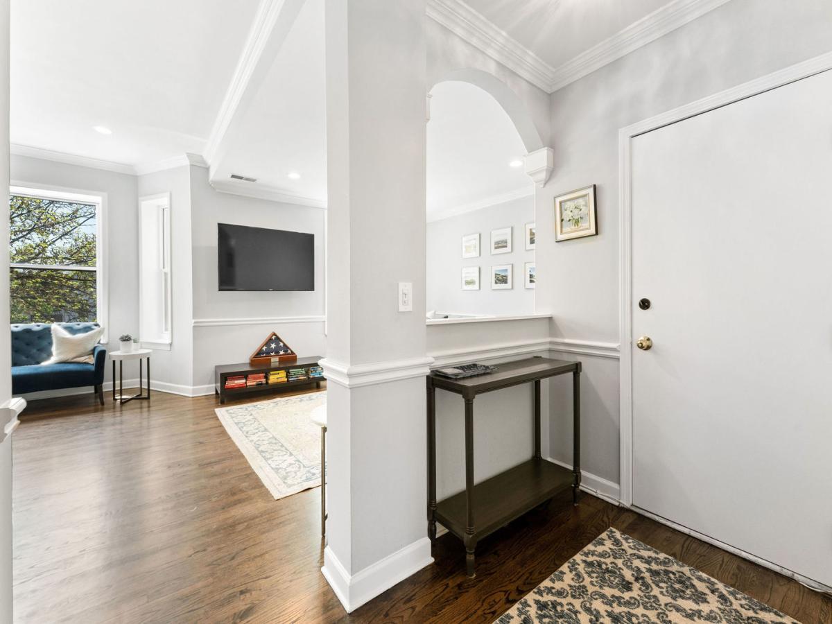 MLS #MRD11784052 image #2