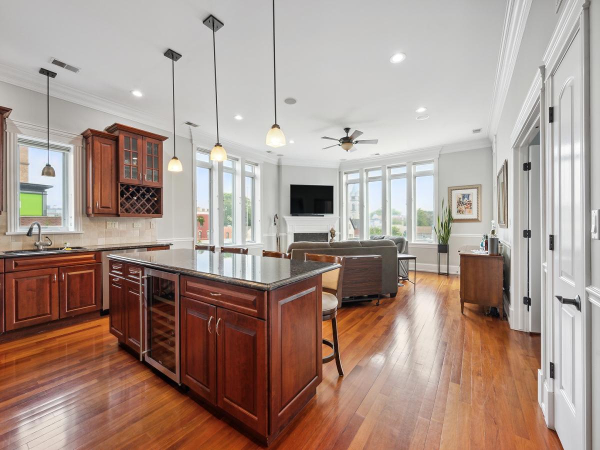 MLS #MRD11828040 image #1