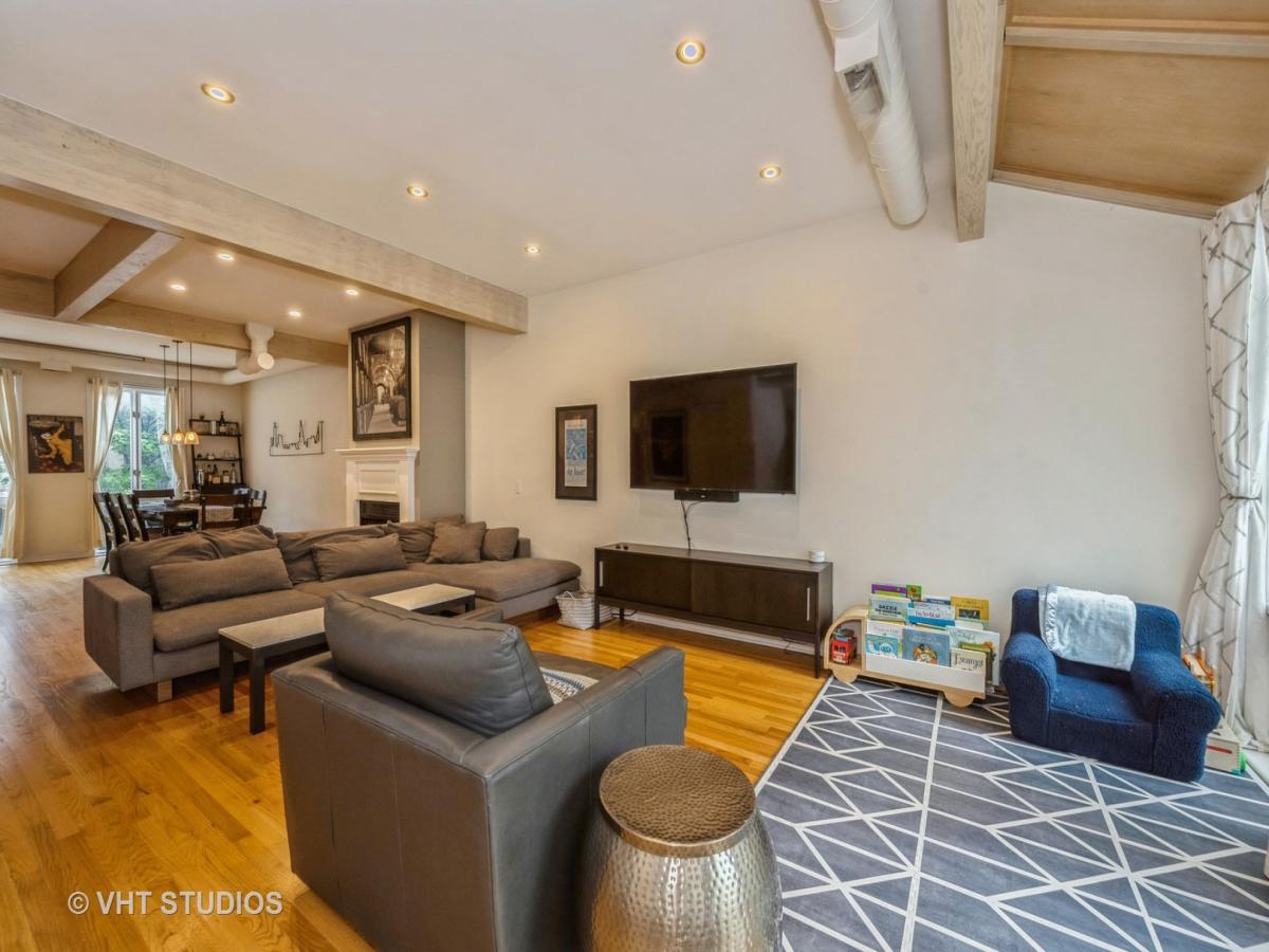 MLS #MRD11845574 image #2