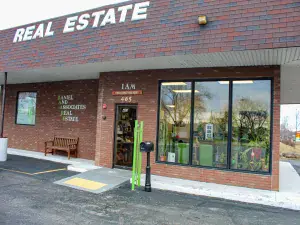 1002 N Western Avenue Chicago IL 60622 MLS #MRD12388478 60 broker reciprocity
