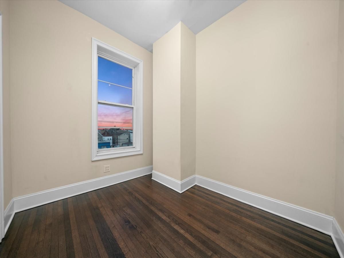 MLS #MRD11884038 image #5