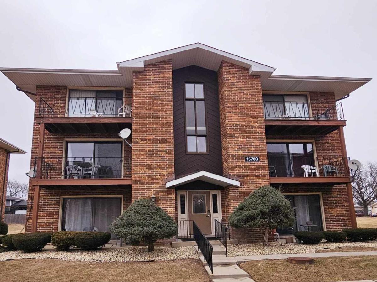 15700 Reynolds Lane Oak Forest IL 60452 MLS #MRD11887046 41 MLS #MRD11887046 image #0