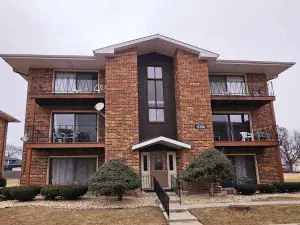 12257 S Cicero Avenue Alsip IL 60803 MLS #MRD12345921 76 broker reciprocity