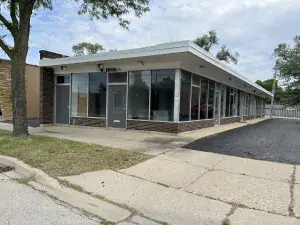 737 E North Avenue Glendale Heights IL 60139 MLS #MRD12447929 52 broker reciprocity