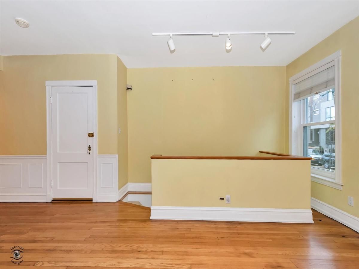 MLS #MRD11938332 image #2