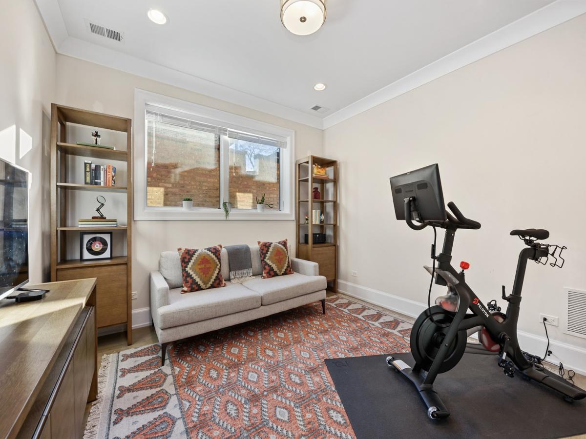 MLS #MRD11974787 image #2