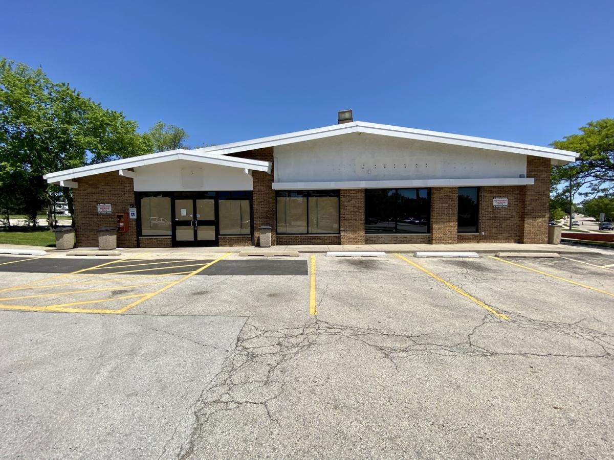 301 N Cass Avenue Westmont IL 60559 MLS #MRD11982155 75 MLS #MRD11982155 image #0
