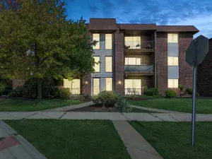2247 Astor Street Sauk Village IL 60411 MLS #MRD12482105 54 broker reciprocity