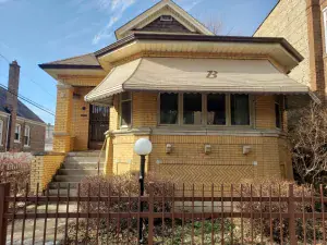 7637 S Ridgeland Avenue Chicago IL 60649 MLS #MRD12443921 46 broker reciprocity