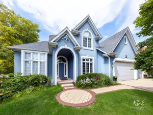 426 Prairie Ridge Lane North Aurora IL 60542 MLS #MRD12477816 48 broker reciprocity