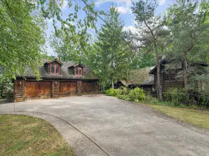 214 Burr Oak Avenue Deerfield IL 60015 MLS #MRD12496988 64 broker reciprocity