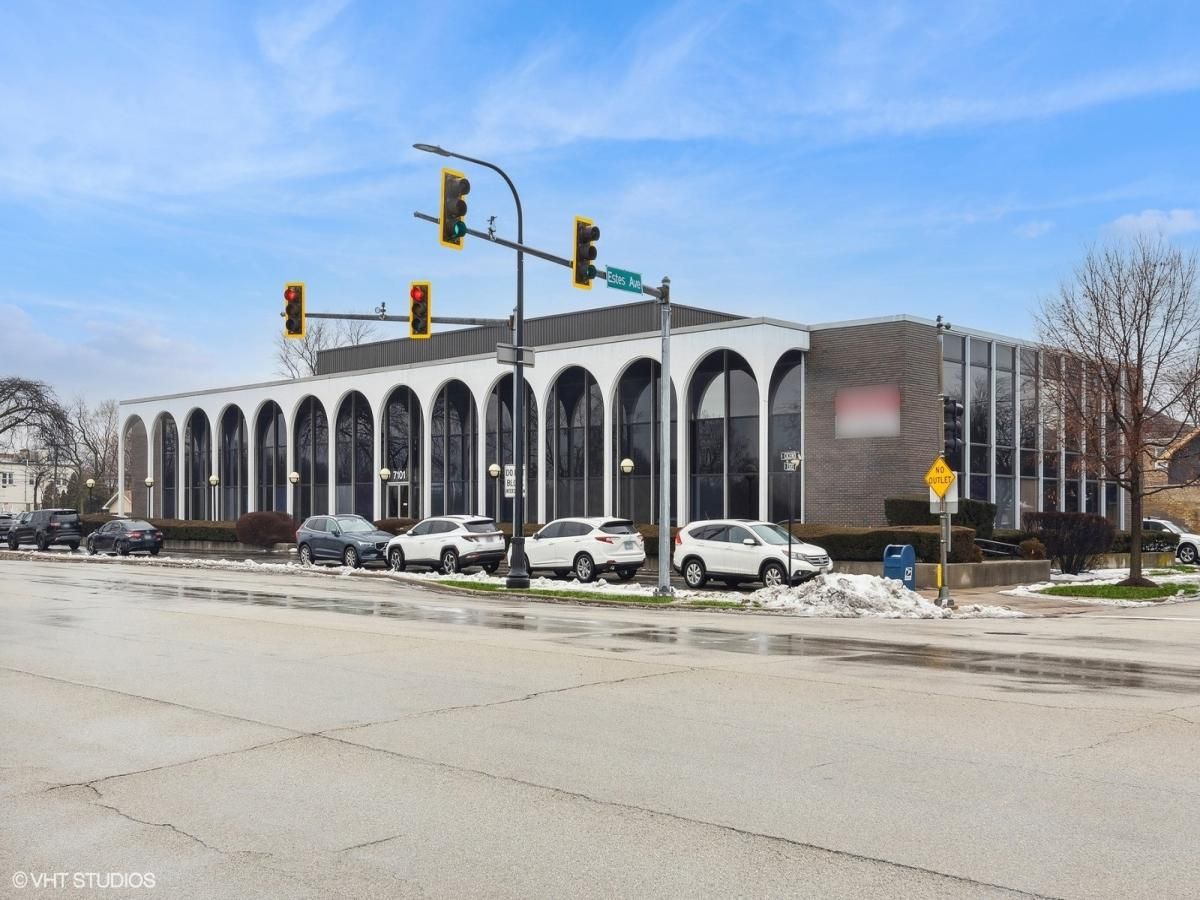 7101 N Cicero Avenue #200 Lincolnwood IL 60712 MLS #MRD12196366 45 MLS #MRD12196366 image #0