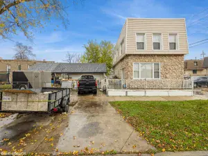 3735 W 83rd Street Chicago IL 60652 MLS #MRD12364255 46 broker reciprocity