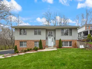1561 Cumberland Parkway Algonquin IL 60102 MLS #MRD12498844 64 broker reciprocity
