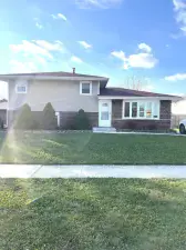 18017 Oakwood Avenue Lansing IL 60438 MLS #MRD12298718 48 broker reciprocity