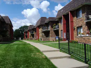 2941 S Michigan Avenue #407 Chicago IL 60616 MLS #MRD12494111 54 broker reciprocity